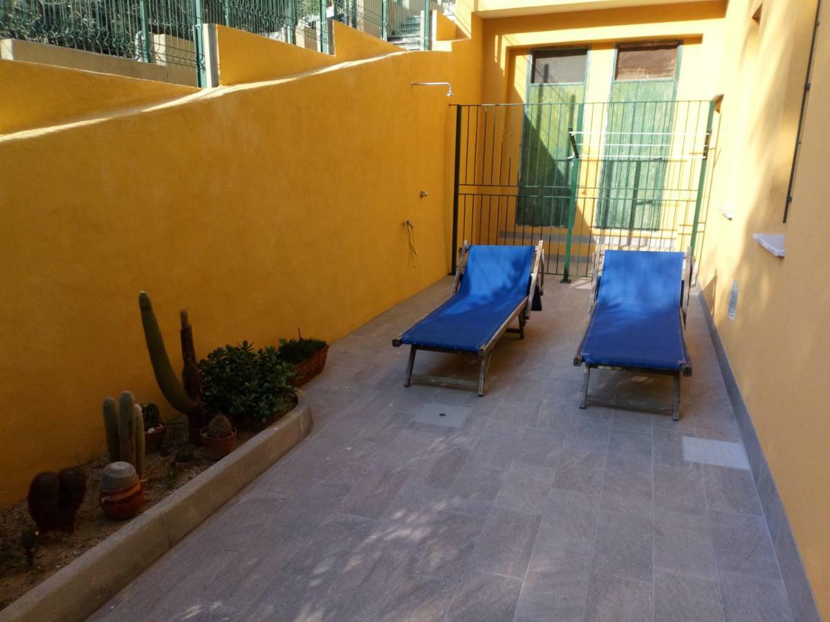 Apartament Casa Di Claude Con Posto Auto Finale Ligure Zewnętrze zdjęcie